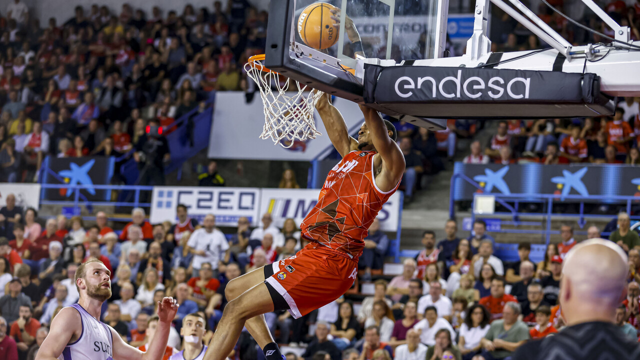 El BAXI Manresa se lleva un auténtico thriller ante Surne BB (79-77)