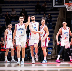 Grecia marca territorio, Ucrania rompe pronósticos y Serbia escapa del abismo en el estreno de las Ventanas FIBA