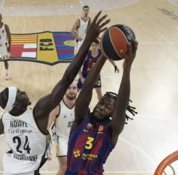El Barça derrota a ASVEL en el regreso de Xavi Pascual al Palau (88-78)