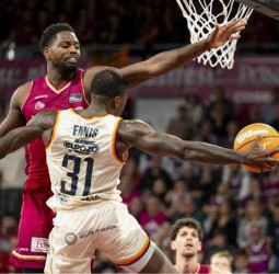 El UCAM Murcia arrolla al Hiopos Lleida (71-107)