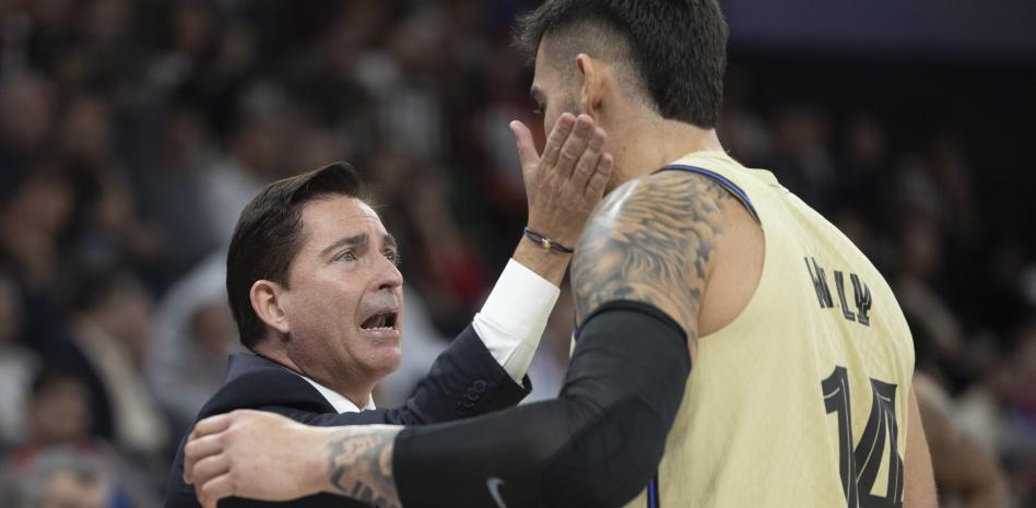 Xavi Pascual tras su debut amargo: “Dominamos 20 minutos, pero no supimos sostenerlo”