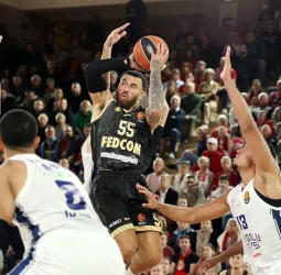 Monaco desborda a Efes con una segunda parte arrolladora, 102-66