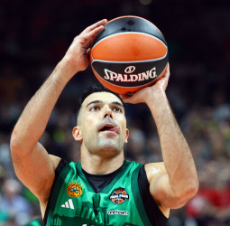 Kostas Sloukas seguirá liderando a Panathinaikos Aktor hasta 2027