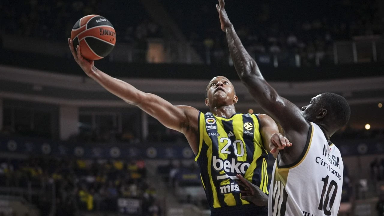 Fenerbahçe se reencuentra con la victoria ante el ASVEL, 81-67