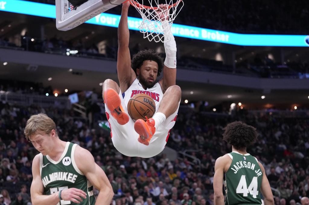 Detroit domina en Milwaukee y estira su racha a 12 triunfos (129-116)