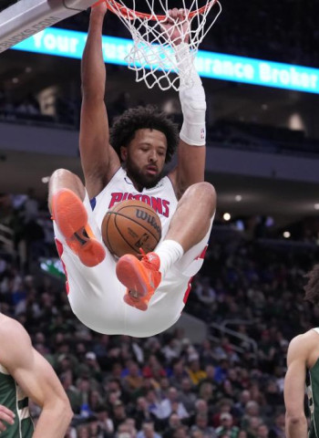 Detroit domina en Milwaukee y estira su racha a 12 triunfos (129-116)