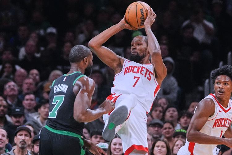 Durant impone su ley en Boston y los Rockets destrozan a los Celtics (128-101)