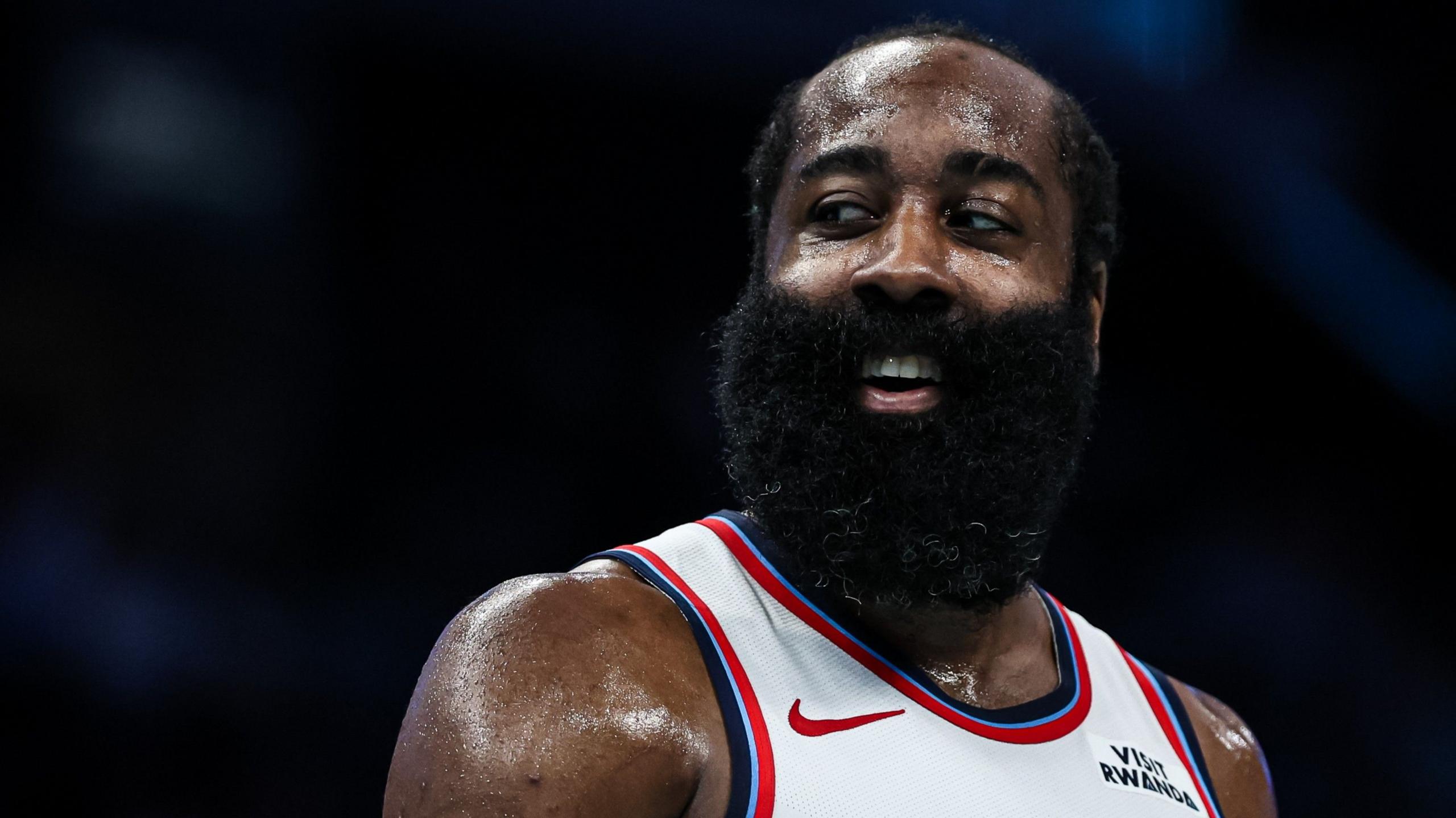 Noche NBA: Harden firma 55, Jokic 44 con derrota y los Pistons siguen arrasando