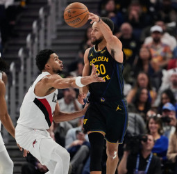 Portland sorprende en el Chase Center y rompe su maleficio ante los Warriors, 127-123