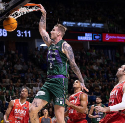 El Unicaja logró un triunfo holgado frente el BAXI Manresa (105-82)
