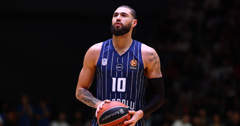 Anadolu Efes resiste el arreón final del Bayern, 74-72