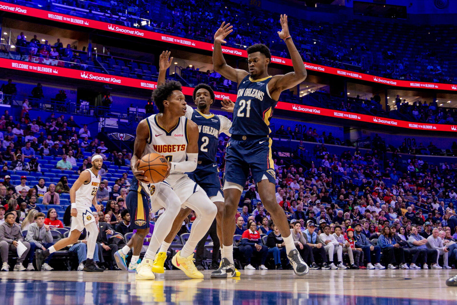 Denver supera a unos Pelicans combativos, 125-118