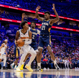 Denver supera a unos Pelicans combativos, 125-118