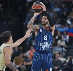 La noche que Cordinier congeló al Barça: drama y protesta en Estambul, 74-73