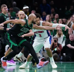 Los Celtics frenan la racha histórica de Detroit en un final de infarto, 117-114