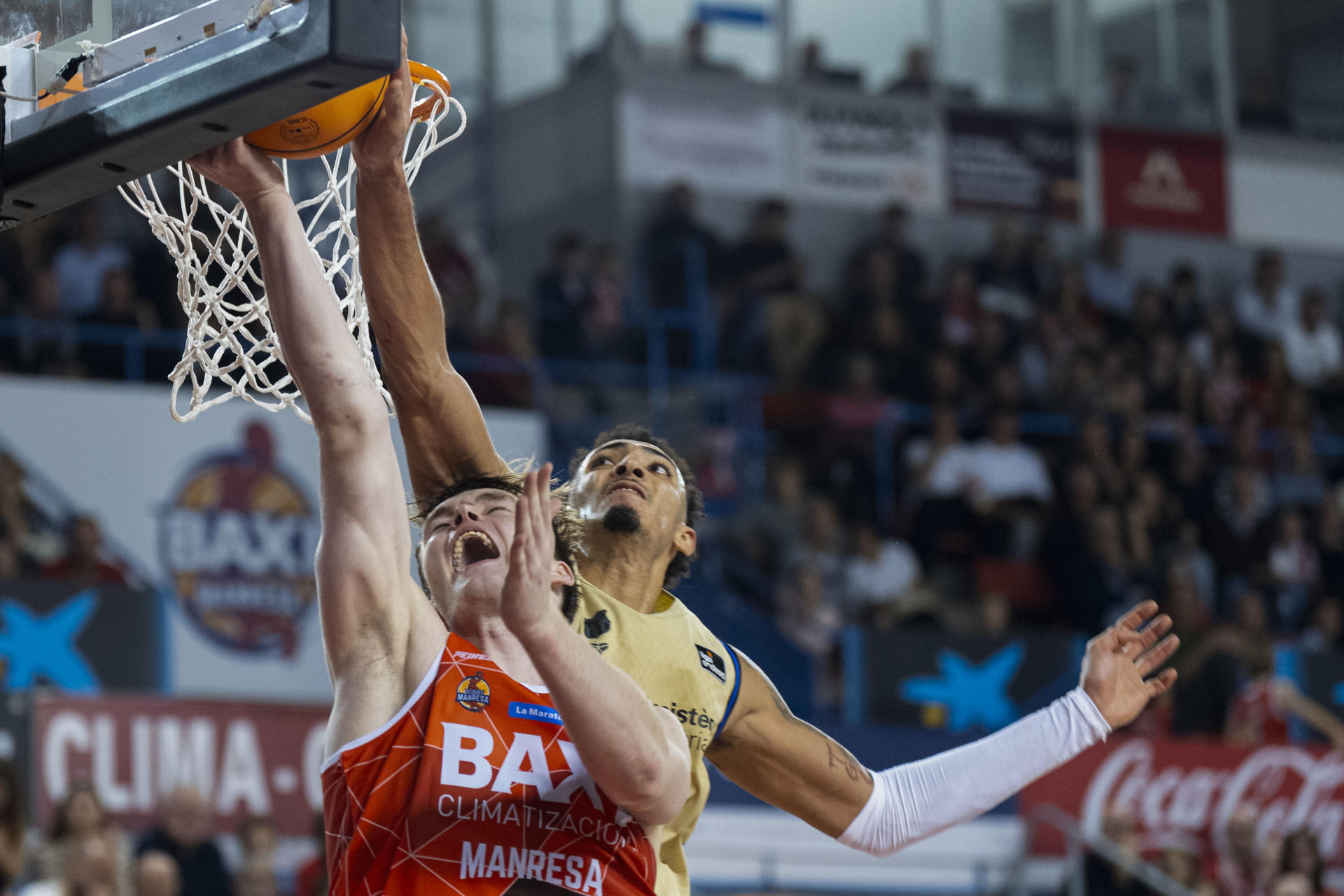 El Barça alimenta su gran dinámica con un claro triunfo en Manresa (62-89)