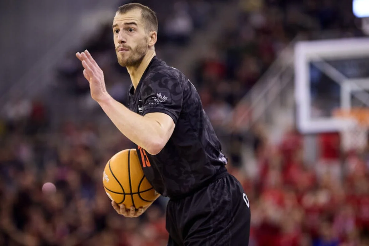 El AEK Atenas sigue de cerca a Matt Thomas