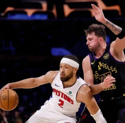 NBA | Cade Cunningham impone su ley en Los Ángeles y amarga el 41º cumpleaños de LeBron James (128-106)