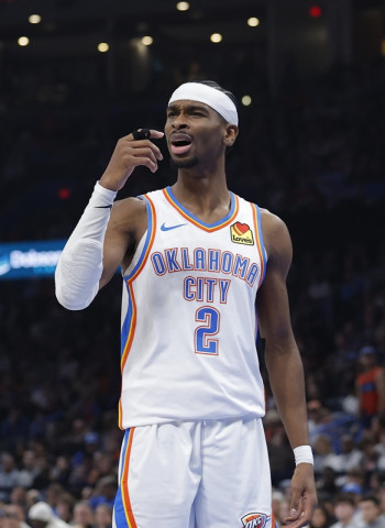 NBA | Chet Holmgren lidera a Oklahoma City Thunder y frena a Philadelphia 76ers (129-104)