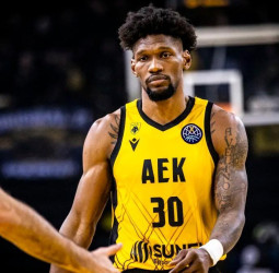 Fenerbahce cierra el fichaje de Chris Silva