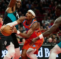 Los Thunder resisten en Portland: Shai impone su jerarquía y OKC estira su racha a 12 victorias (123-115)