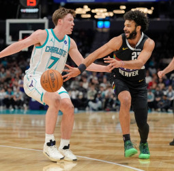Murray vuelve a encenderse y Jokic completa la faena, 115-106
