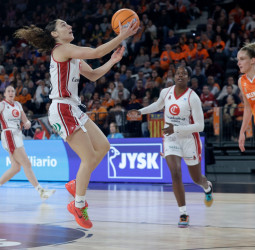Valencia Basket vs Casademont Zargoza (53-73): Zaragoza vuelve a asaltar el Roig Arena