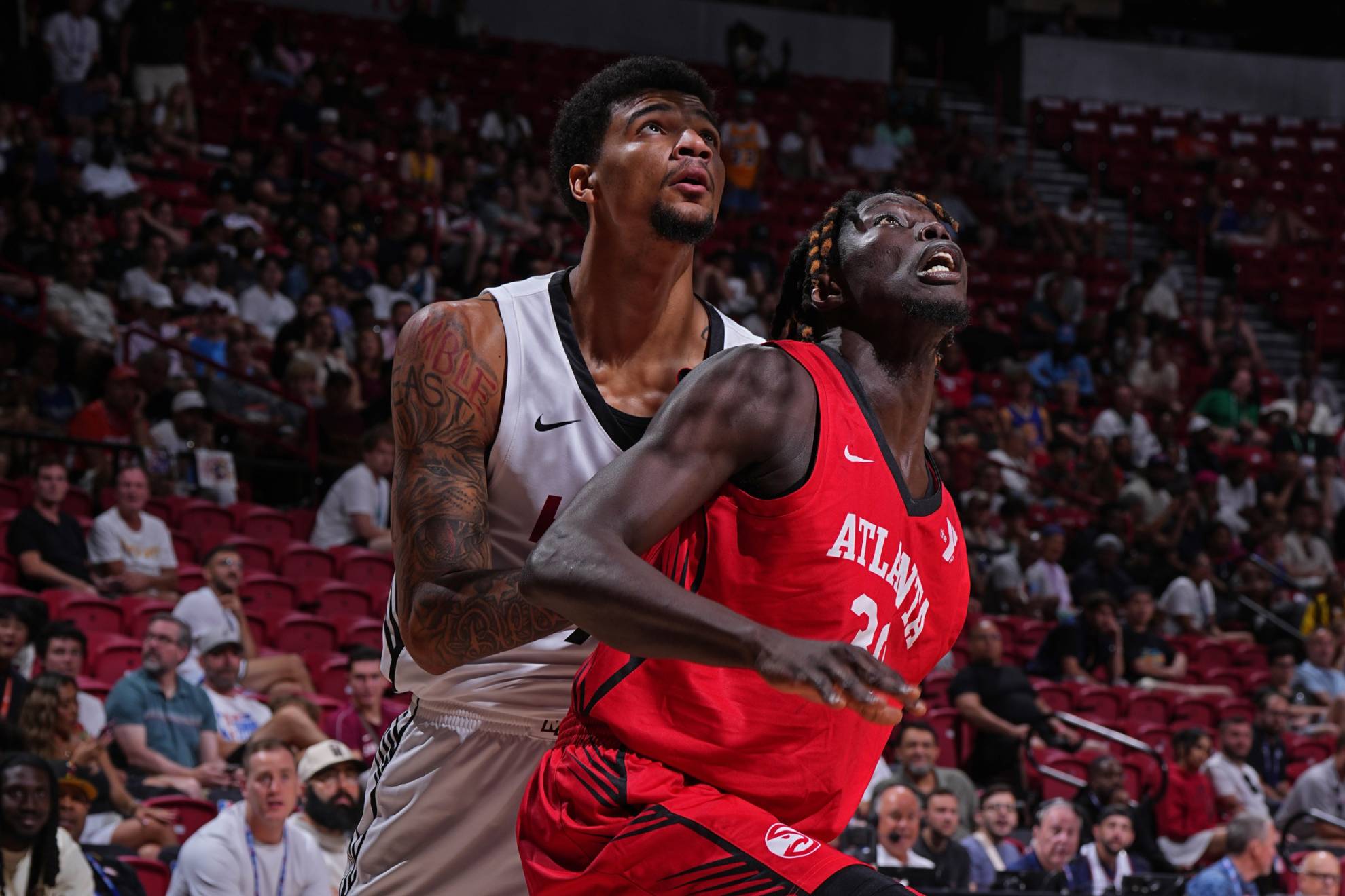 El debut americano de Eli Ndiaye se queda en pausa