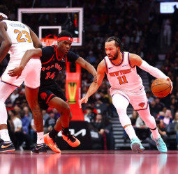 Brunson lleva a los Knicks a sus primeras semifinales de la NBA Cup (117-101)