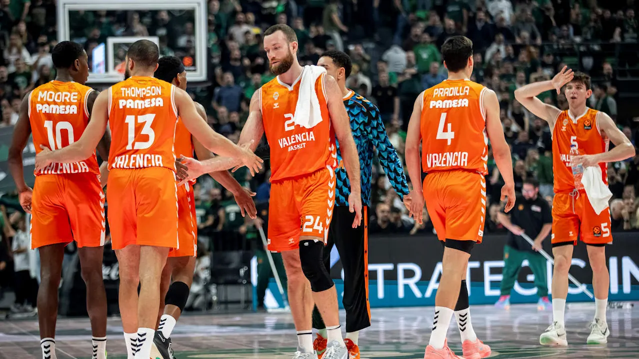 Barça y Valencia firman victorias de peso a domicilio; Virtus y Baskonia se imponen en casa