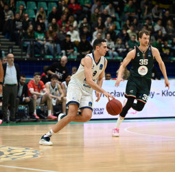 El BAXI Manresa se rehace y gana en la pista del Slask Wroclaw, 90-96