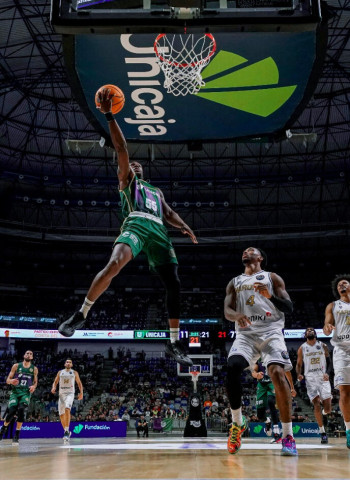 Un Unicaja de récord acaba invicto la fase regular (115-84)