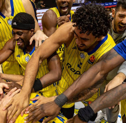 Un mate en el último suspiro decide la victoria del Maccabi ante un Dubai en soledad, 95-97