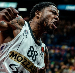 EuroLeague | Olympiacos, bien posicionado por Tyrique Jones; Jabari Parker también entra en el radar