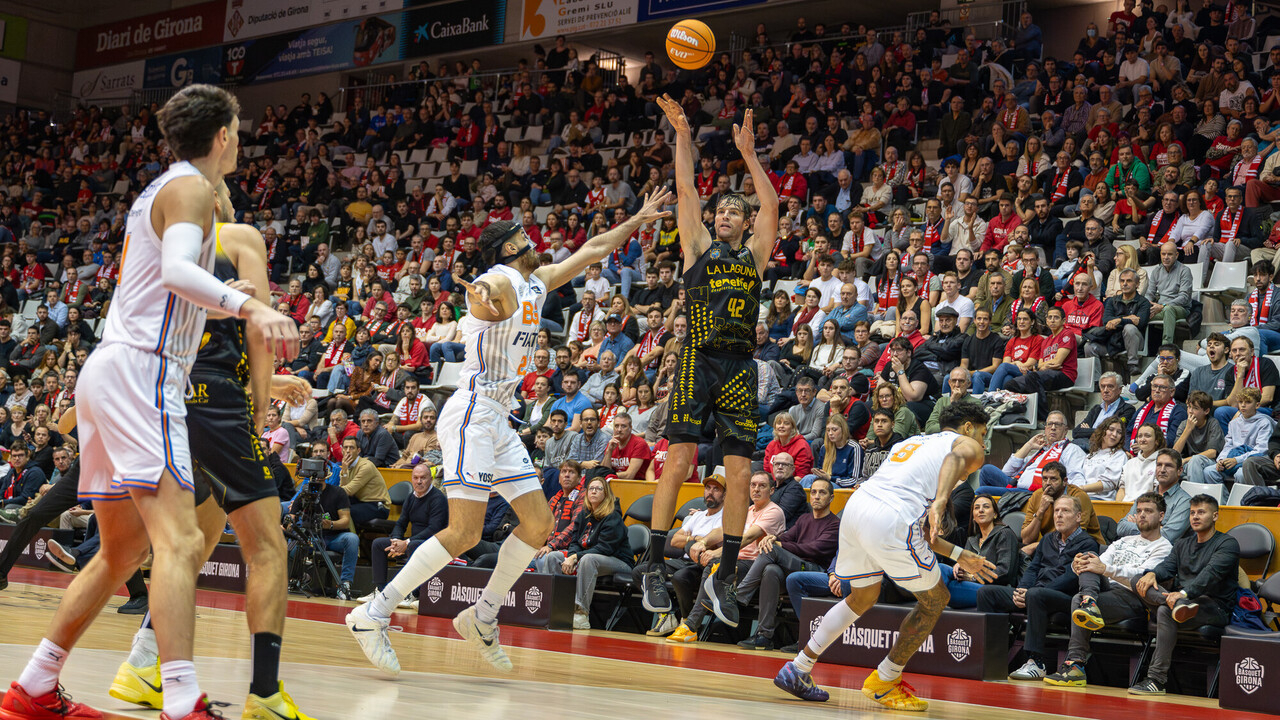 Exhibición aurinegra desde el 6,75 para conquistar Girona (89-96)