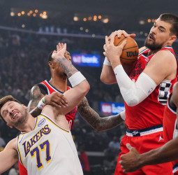 Kawhi marca el territorio en Inglewood y los Clippers frenan a unos Lakers mermados, 88-103