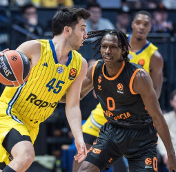 Maccabi se hace fuerte en casa y frena la reacción final de Valencia Basket, 85-82