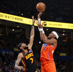 Shai Gilgeous-Alexander impone su ley y los Thunder castigan a unos Hawks en cuadro (140-129)