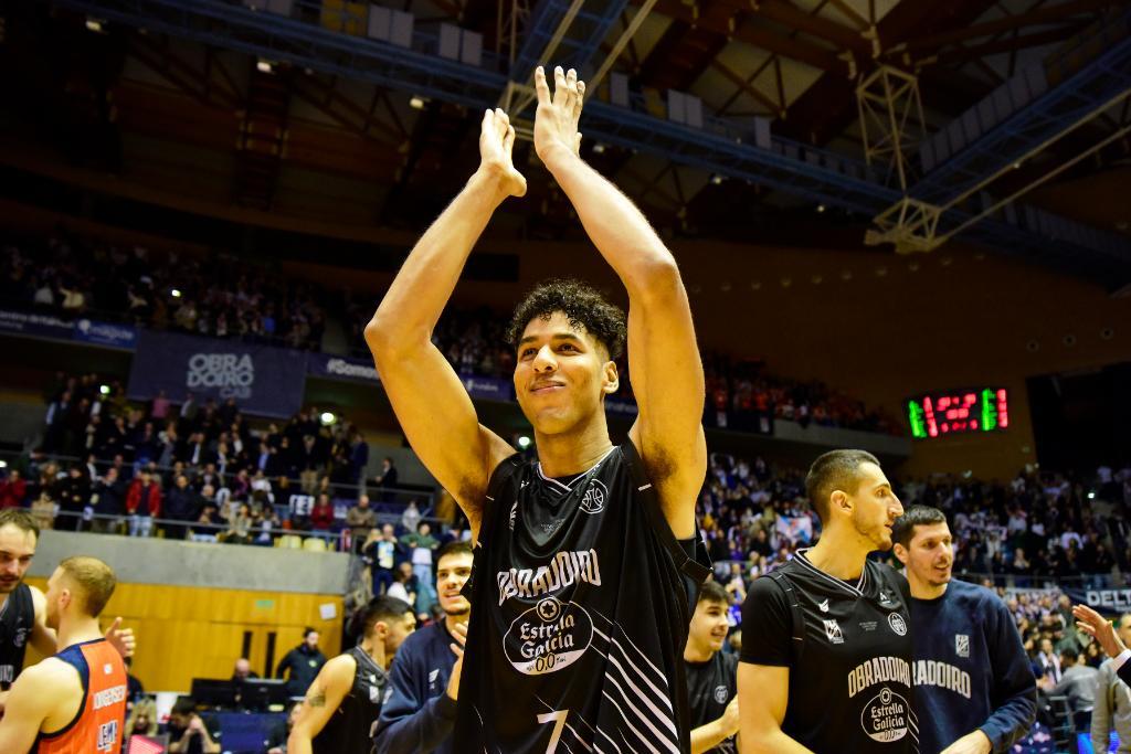 El Monbus Obradoiro dinamita el dominio del Leyma Coruña en un apasionante derbi