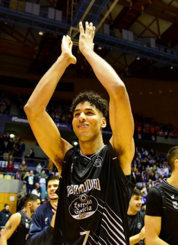 El Monbus Obradoiro dinamita el dominio del Leyma Coruña en un apasionante derbi