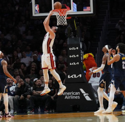 La lesión de Jokic marca el partido y Miami rompe su maldición ante Denver (147-123)