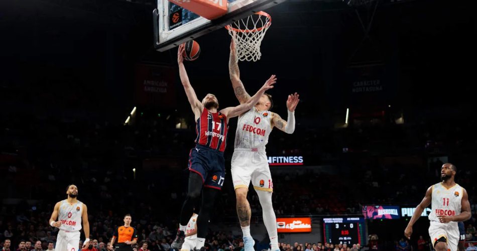 Baskonia impone su ley en el Buesa Arena y frena al Monaco, 85-73