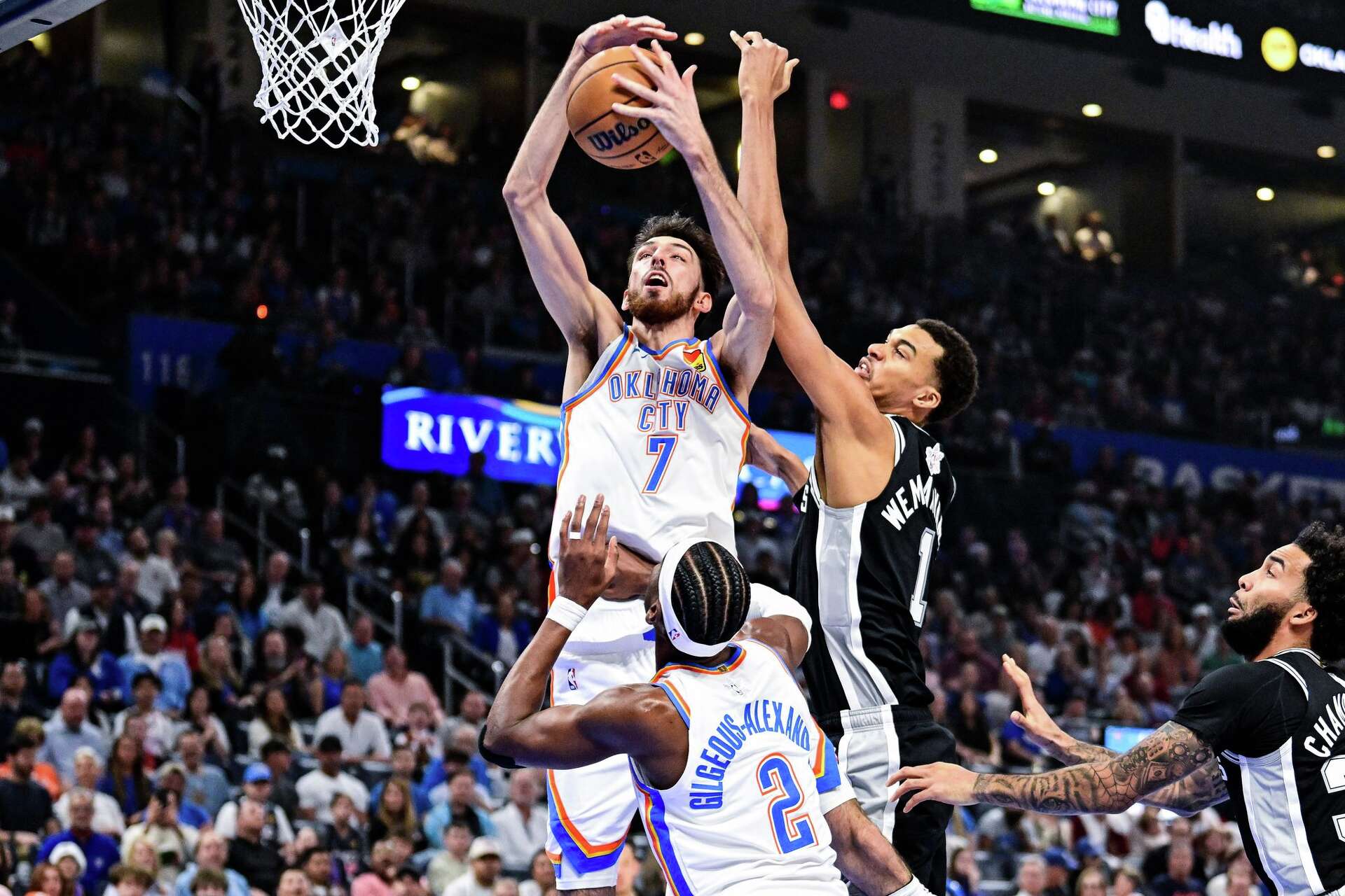 Los Spurs se confirman como la bestia negra del campeón: San Antonio vuelve a tumbar a Oklahoma City, 117-102