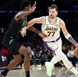 Doncic incendia el primer cuarto y los Lakers vuelan: séptimo triunfo seguido ante unos Pelicans sin respuesta (133-121)