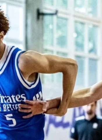 La FEB nacionaliza al cadete Rhys Selby, una de las grandes apuestas de futuro