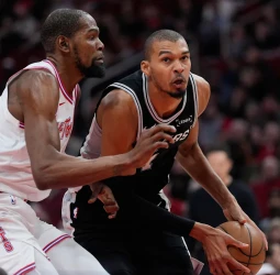 NBA | Victor Wembanyama domina la remontada de San Antonio Spurs ante Houston Rockets (111-99)