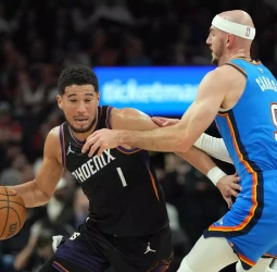 NBA: Devin Booker decide sobre la bocina y los Phoenix Suns frenan al líder Oklahoma City Thunder (108-105)