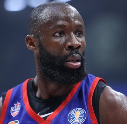 Partizan se mueve en el mercado EuroLeague: interés en Tonye Jekiri tras su salida del CSKA