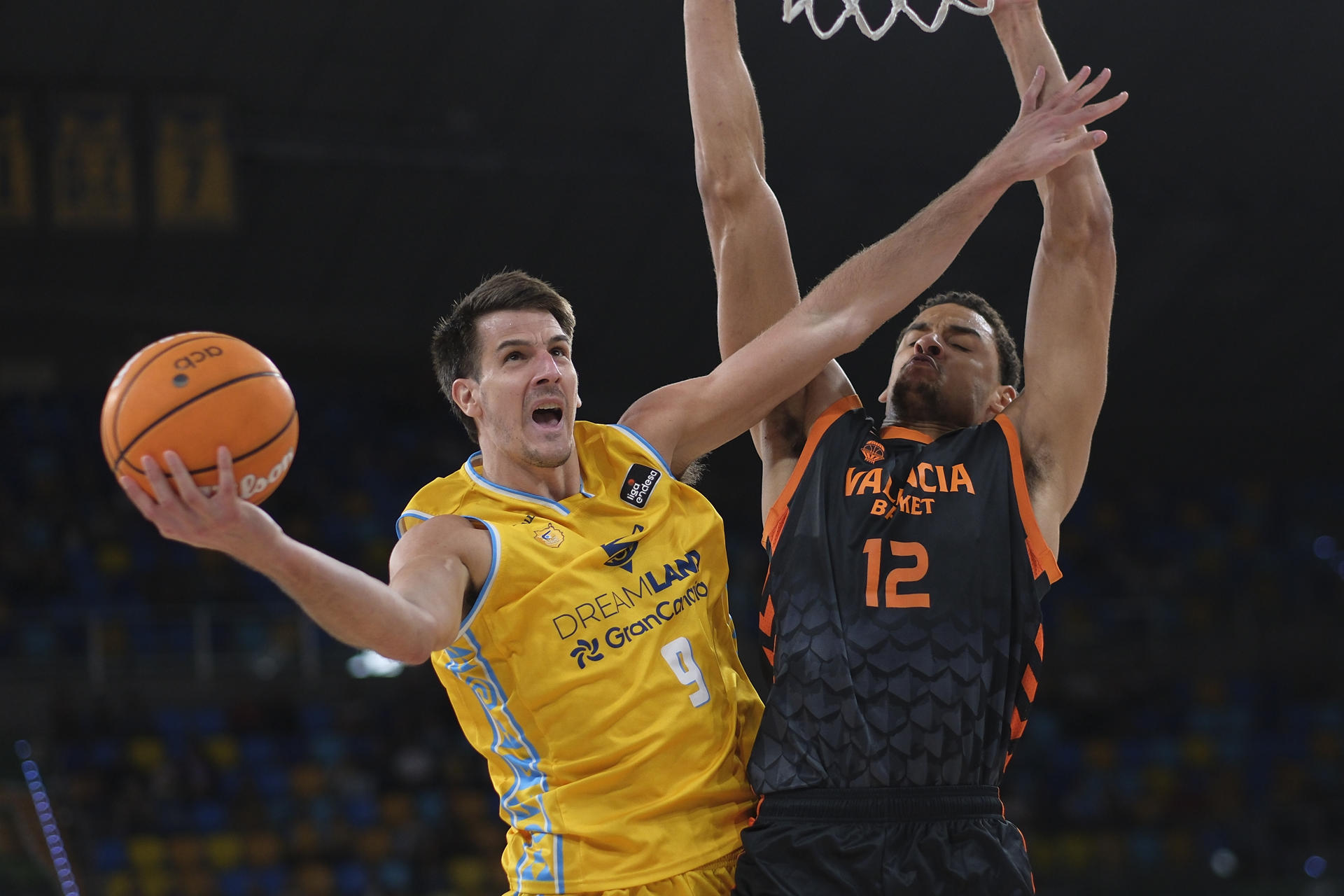 Valencia Basket resiste la empuje de Wong y será cabeza de serie (80-90)