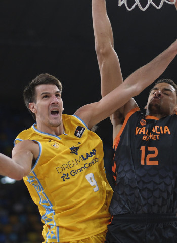 Valencia Basket resiste la empuje de Wong y será cabeza de serie (80-90)